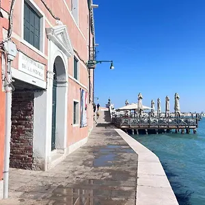 Apartament Guggenheim Luxury By Bricola, Wenecja
