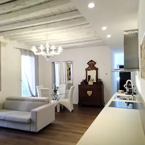 Sara S Luxury Five Minutes From Piazza San Marco Venedig