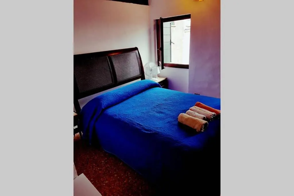 Large Top 3 Rooms Flat Central Rialto Venedig Lägenhet